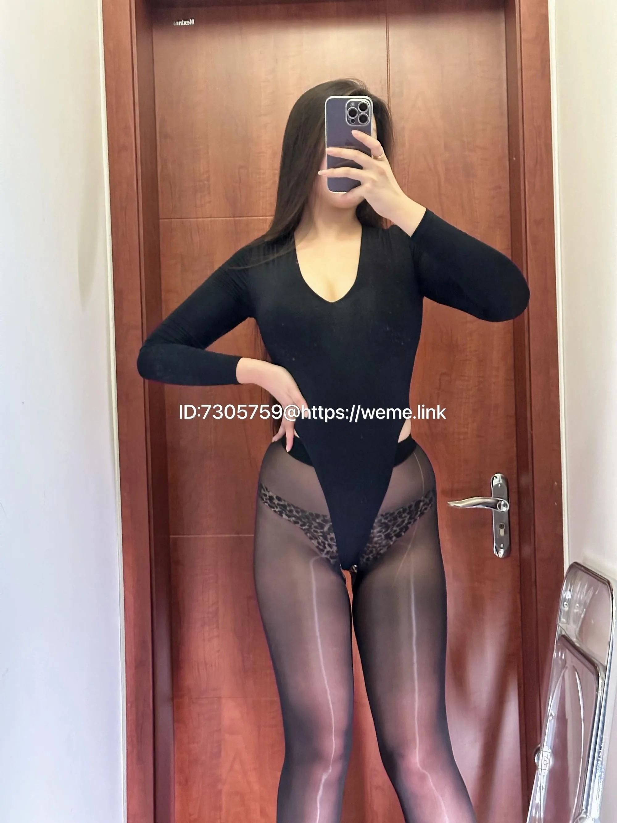 美邵女Baby – NO.008 黑丝玉足 [63P]插图6
